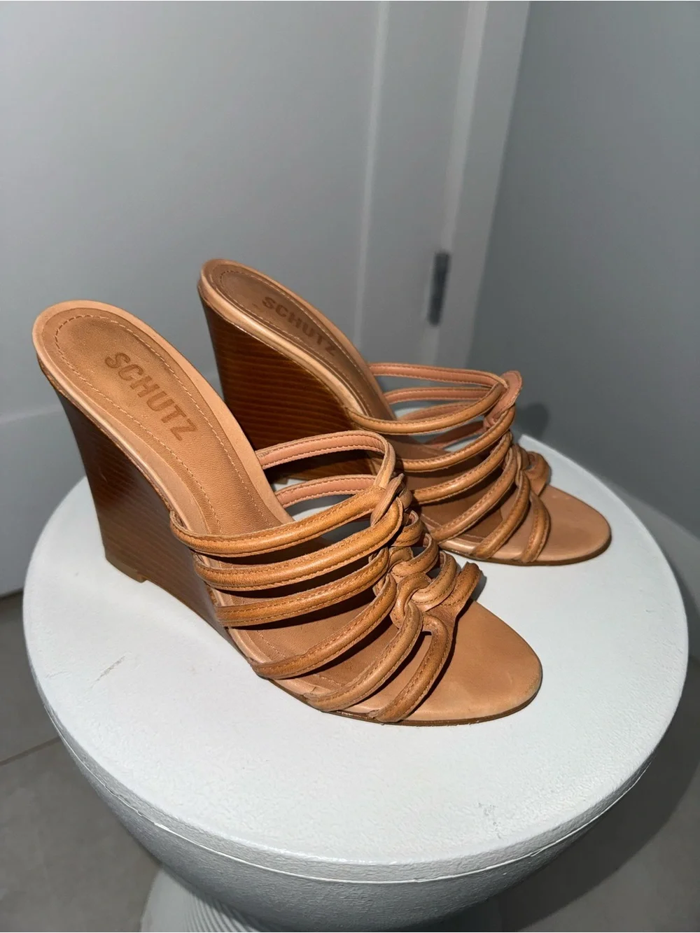 Schutz Octavia Slip On Woven Wedge Sandals/ Size 7.5